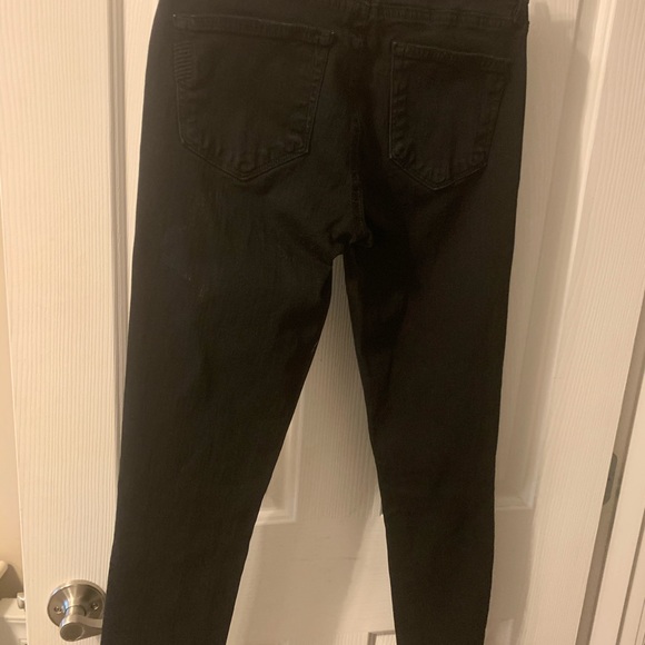 Jeans - Picture 3 of 6